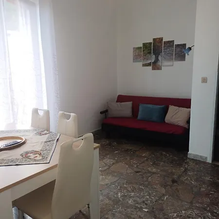 Plaza * Giardini Naxos