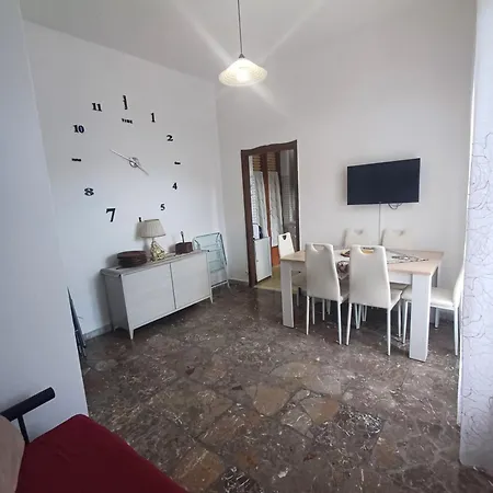 Apartman Plaza Giardini Naxos
