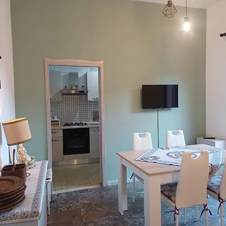Apartment Plaza Giardini Naxos