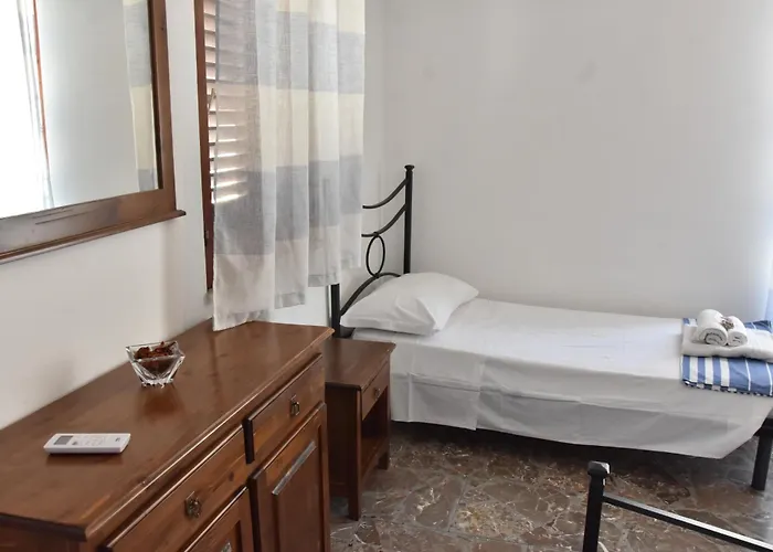 アパート Plaza *